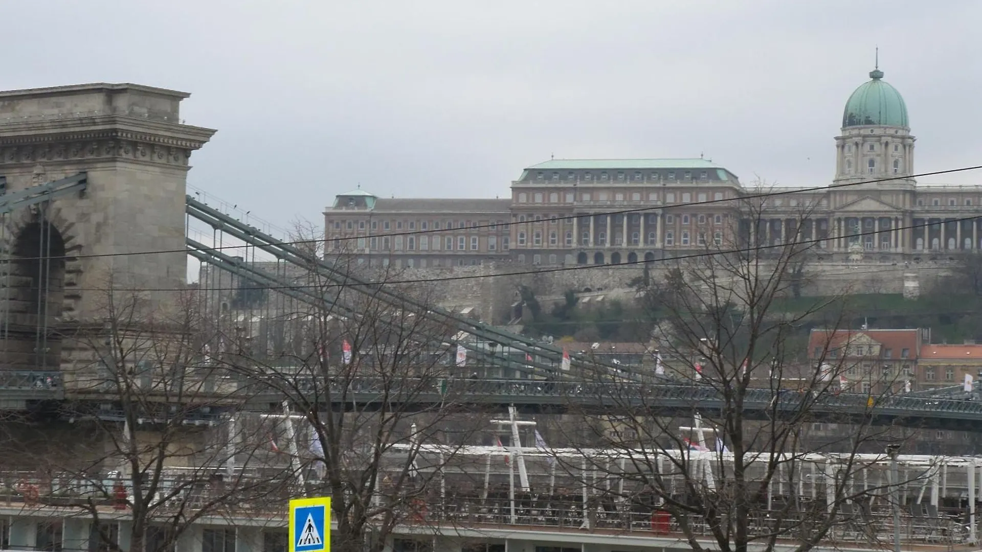 Orange Pearl Apartment 3 Rooms Next To Danube ブダペスト