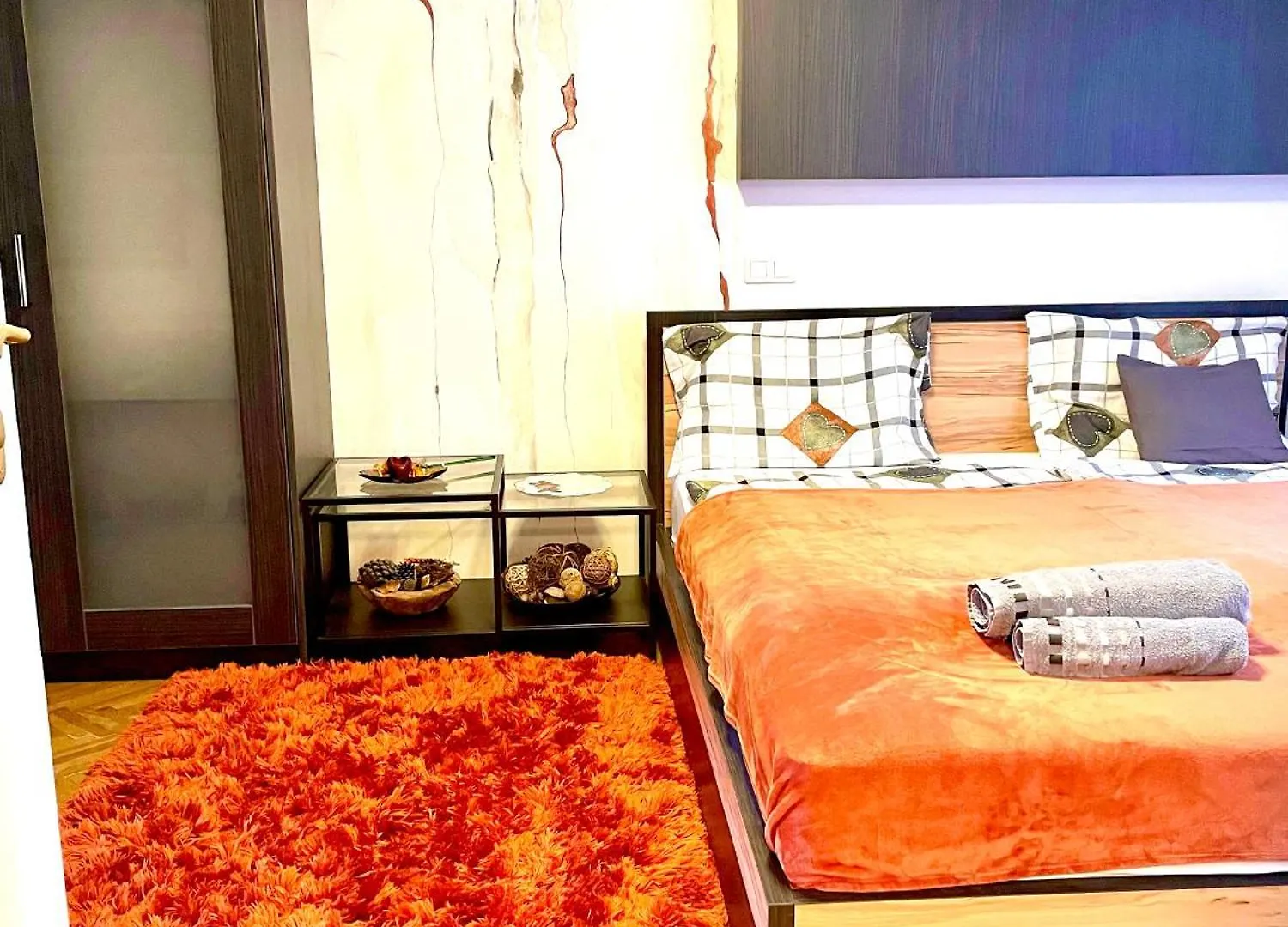 Orange Pearl Apartment 3 Rooms Next To Danube ブダペスト