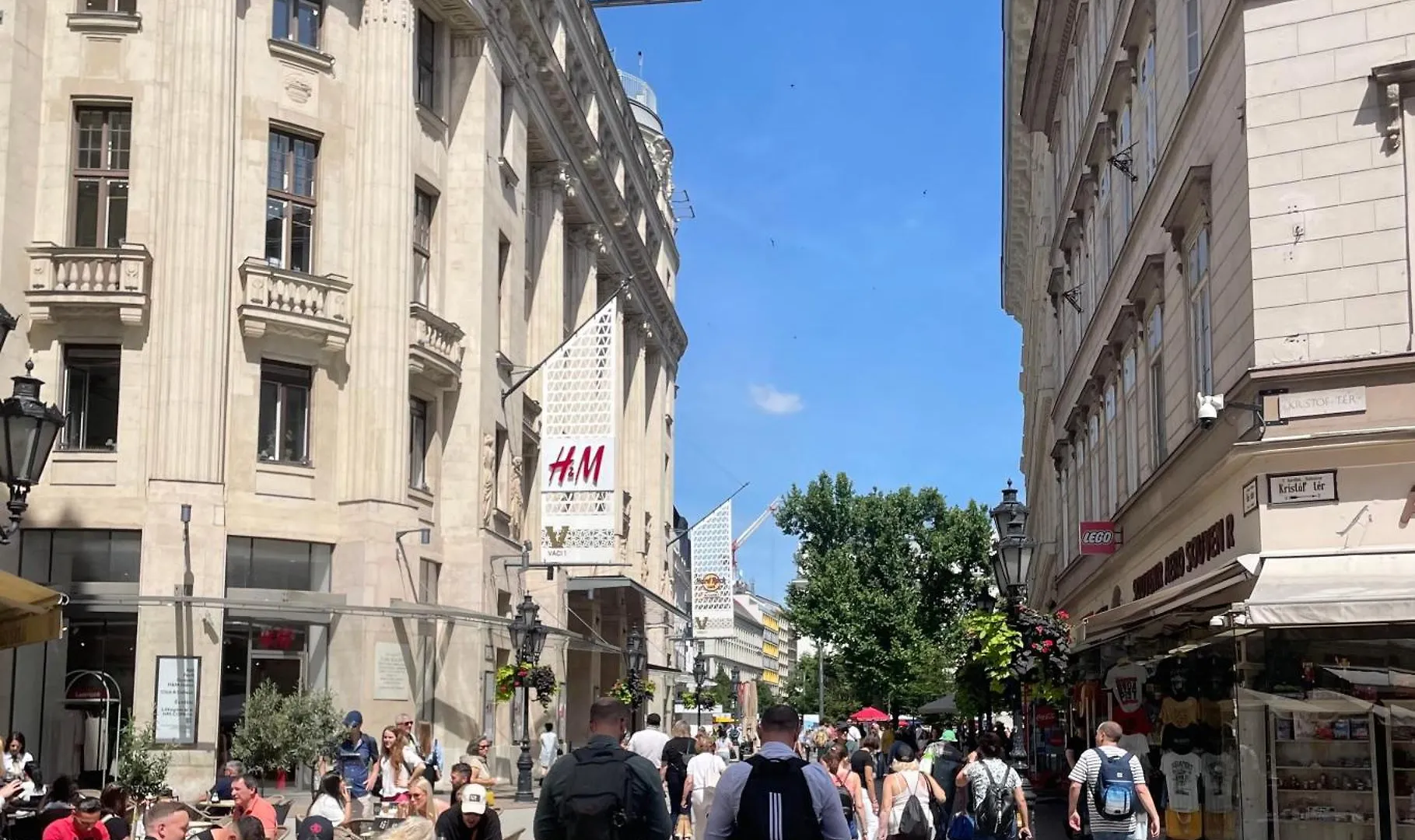 Orange Pearl Apartment 3 Rooms Next To Danube ブダペスト 0*,  ハンガリー
