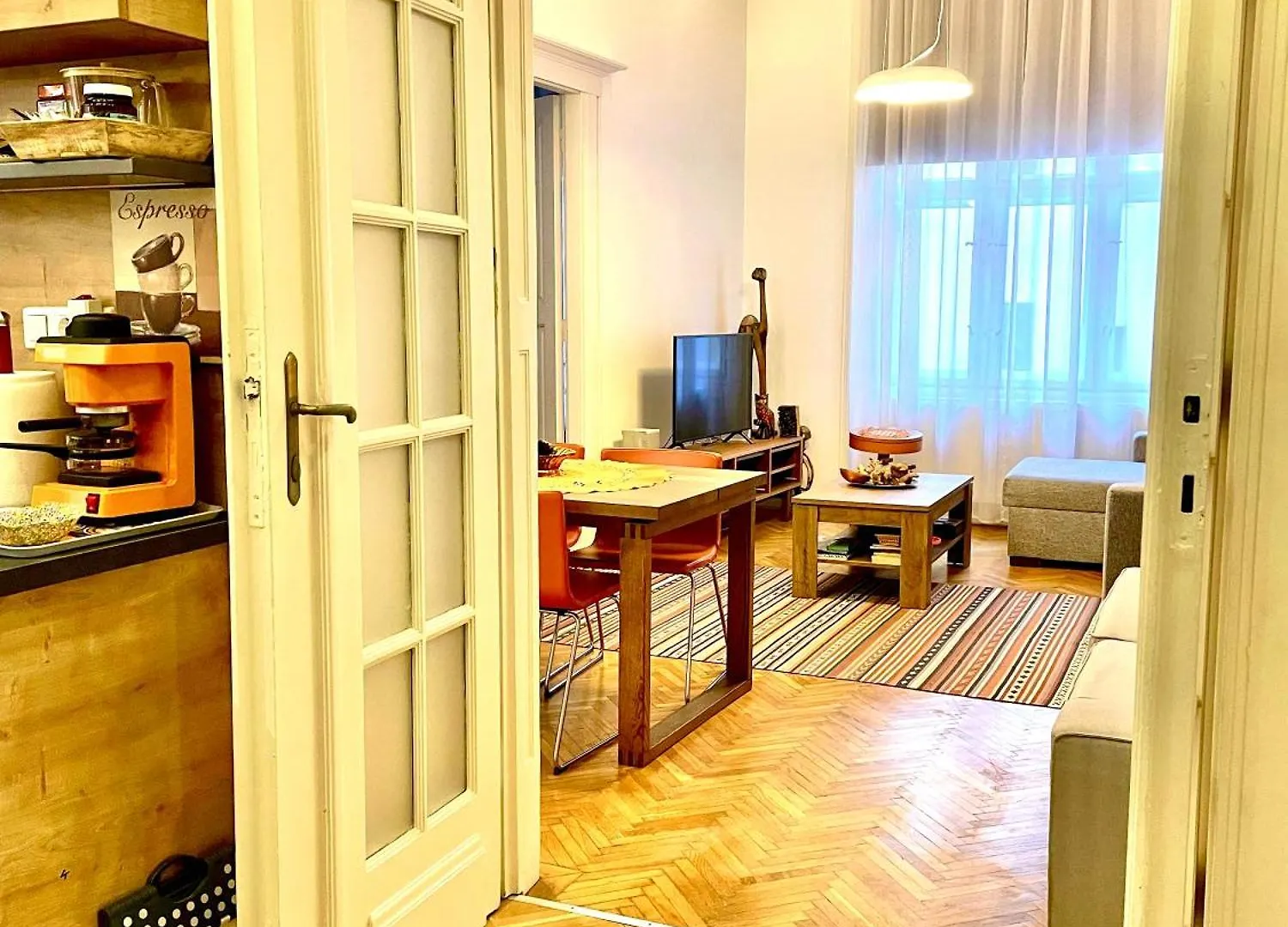 Orange Pearl Apartment 3 Rooms Next To Danube ブダペスト ハンガリー